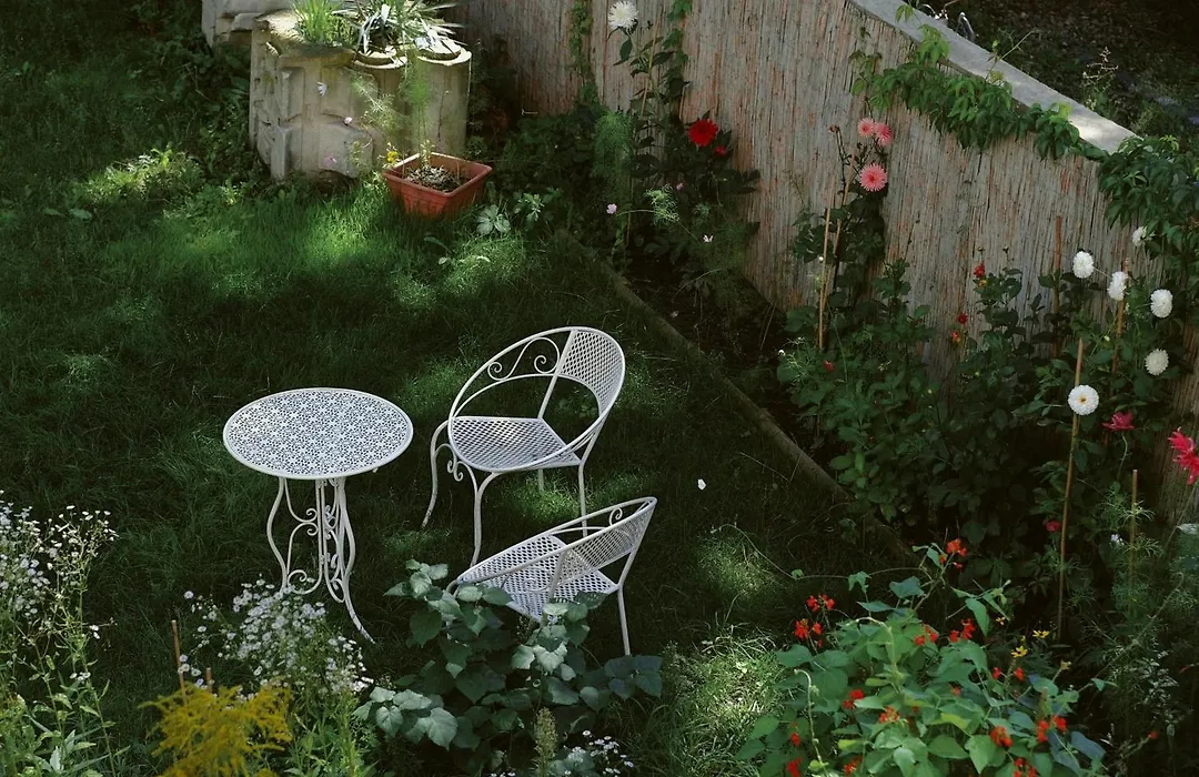 Hostel&Garten Eden-1